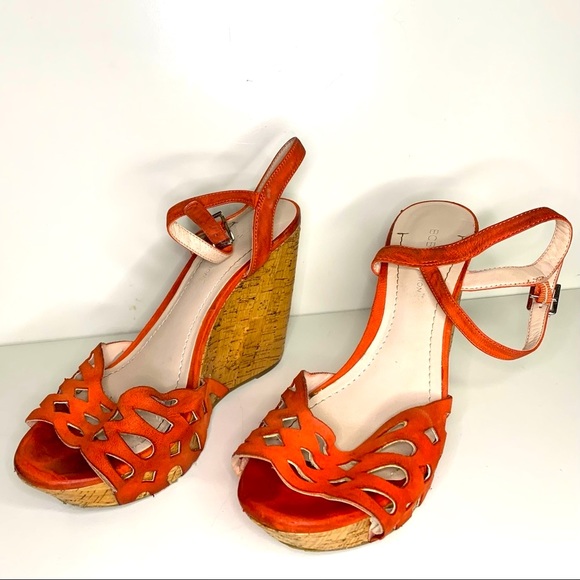 Vintage BCBGeneration Cutout Orange Suede Cork Wedge Sandals - Picture 1 of 5
